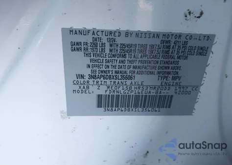 2025 Nissan Kicks Sr Intelligent Awd z USA, uszkodzony, nr VIN 3N8AP6DBXSL356061